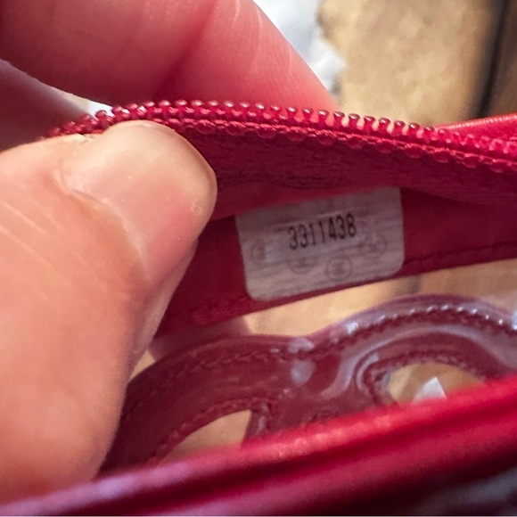 Vinyl CC Logo Cosmetic Pouch Red - Picture 9 of 10